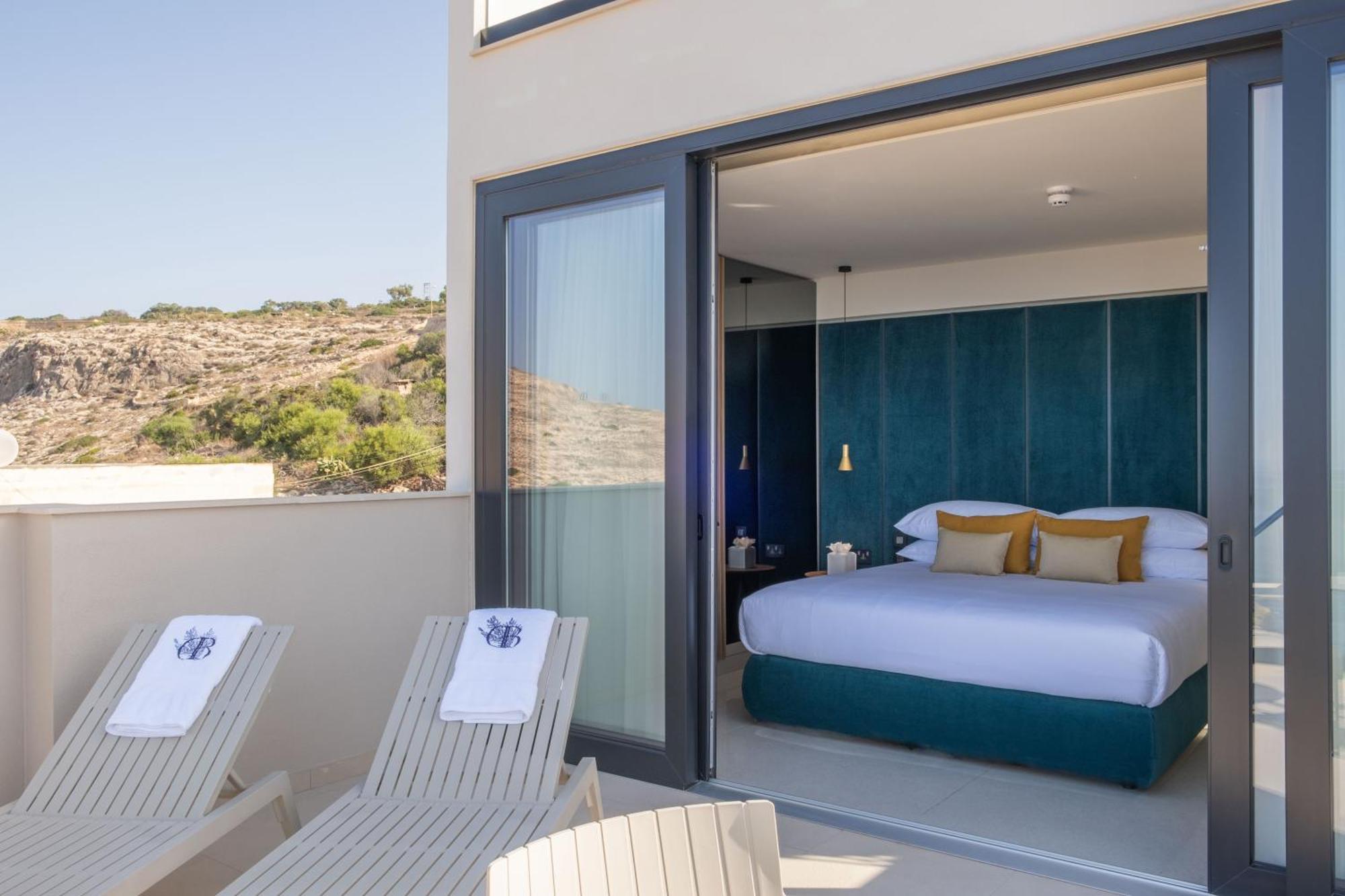 Deep Blu Boutique * Zurrieq